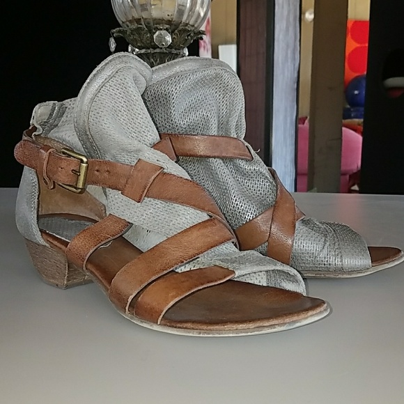miz mooz cassidy sandal